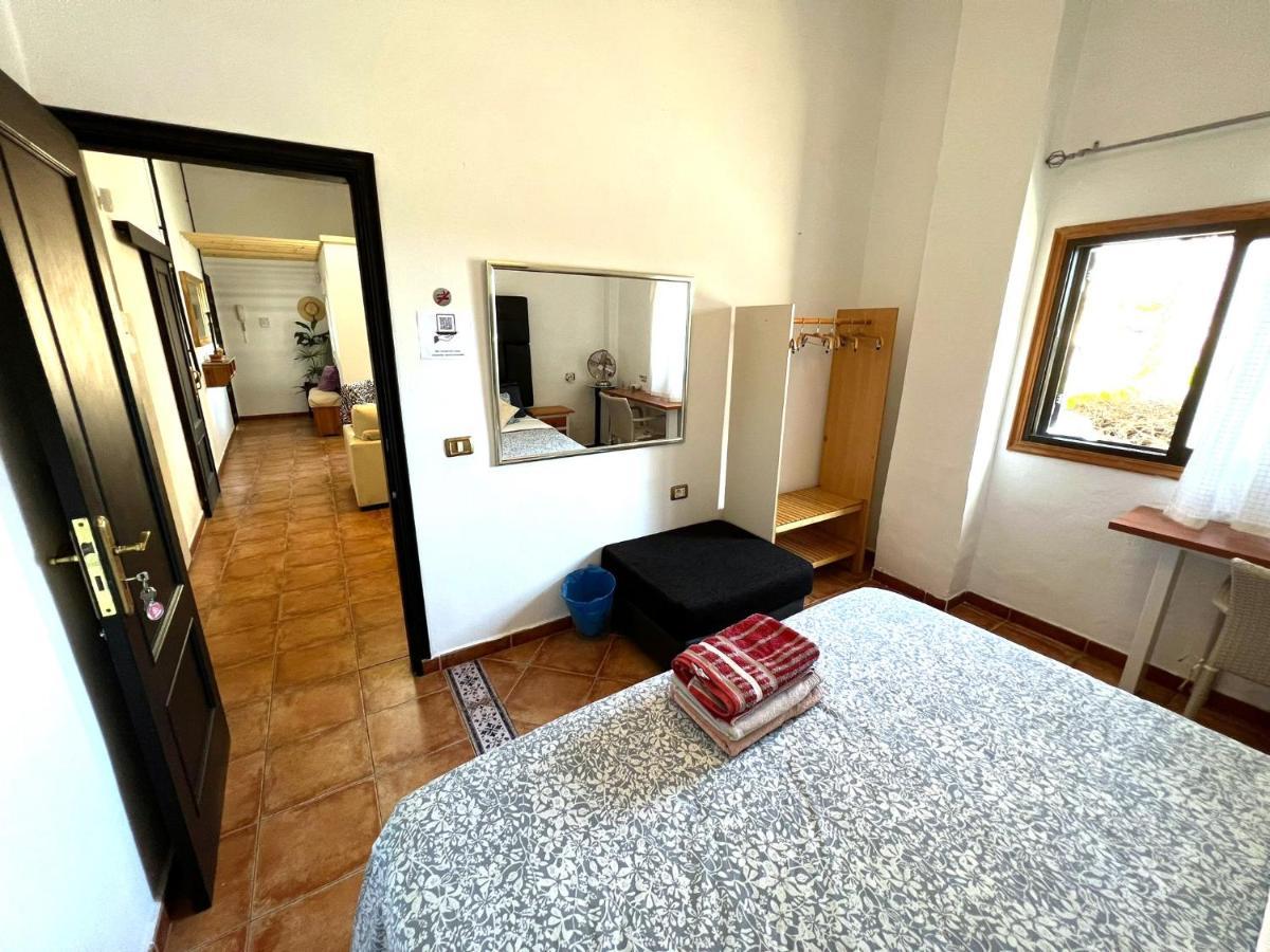 Alcamar Habitacion Privada Con Las Areas De Sala, Cocina Y Bano Que Se Comparten Cerca Al Mar! Алькала Экстерьер фото