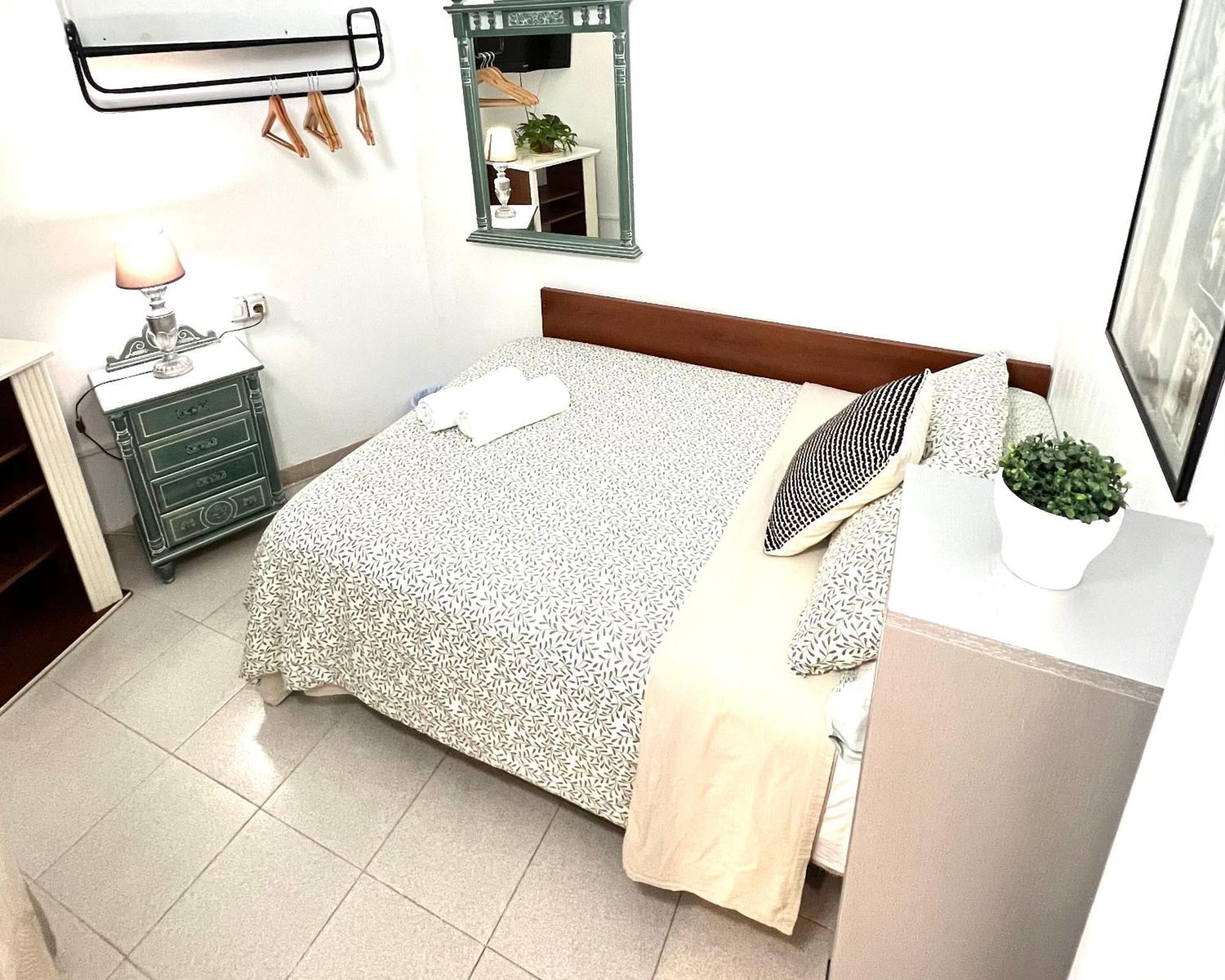 Alcamar Habitacion Privada Con Las Areas De Sala, Cocina Y Bano Que Se Comparten Cerca Al Mar! Алькала Экстерьер фото