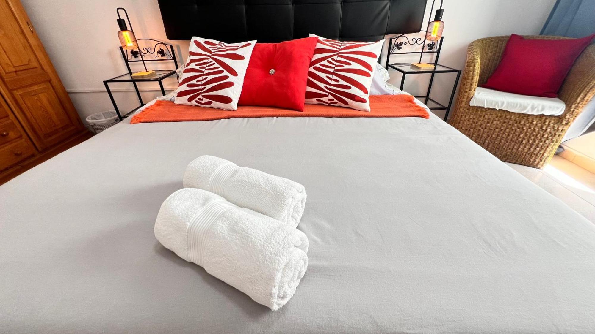 Alcamar Habitacion Privada Con Las Areas De Sala, Cocina Y Bano Que Se Comparten Cerca Al Mar! Алькала Экстерьер фото